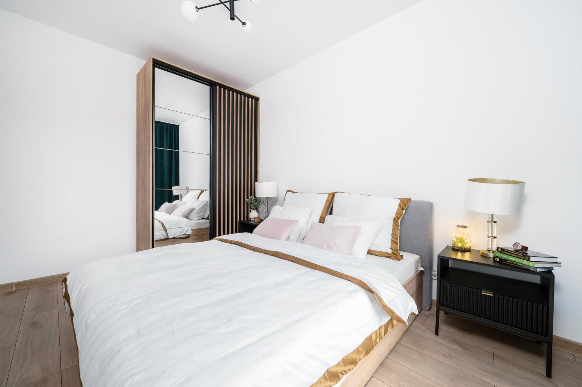 Manufaktura Residence - Apartamenty Prestiz Z Garazem Podziemnym I Dwoma Lazienkami Łódź Esterno foto