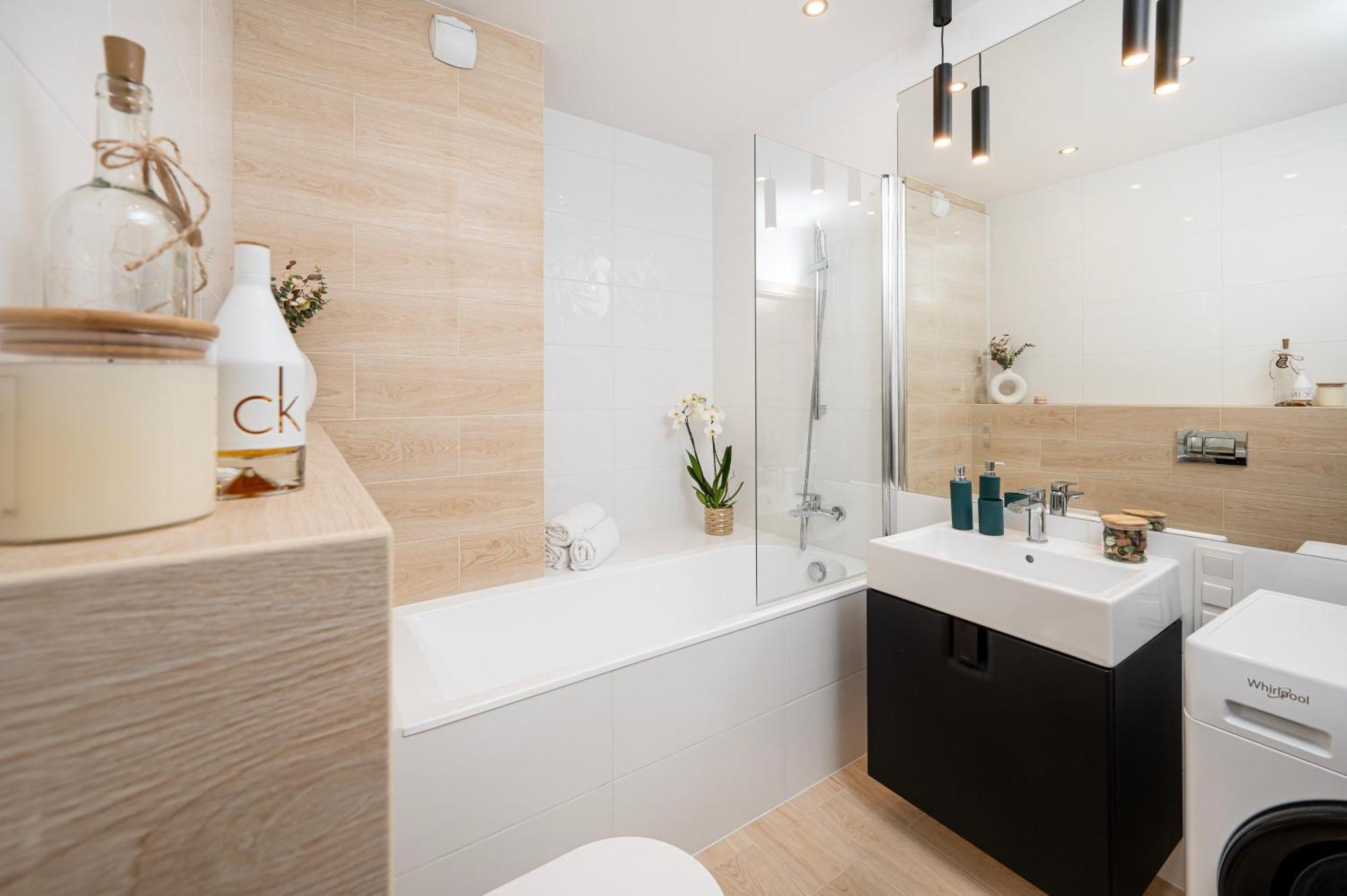 Manufaktura Residence - Apartamenty Prestiz Z Garazem Podziemnym I Dwoma Lazienkami Łódź Esterno foto