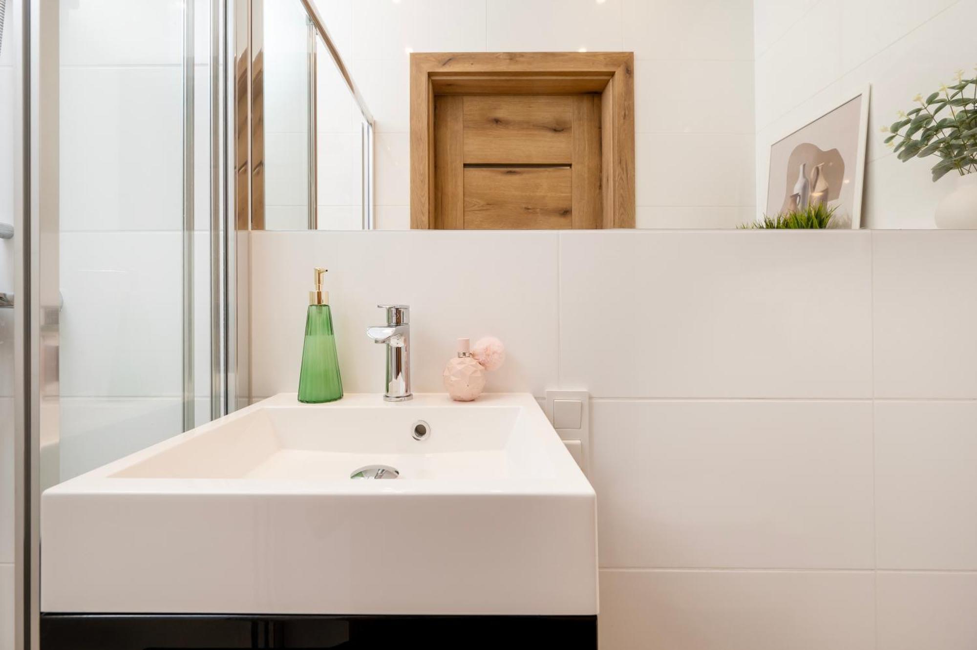 Manufaktura Residence - Apartamenty Prestiz Z Garazem Podziemnym I Dwoma Lazienkami Łódź Esterno foto
