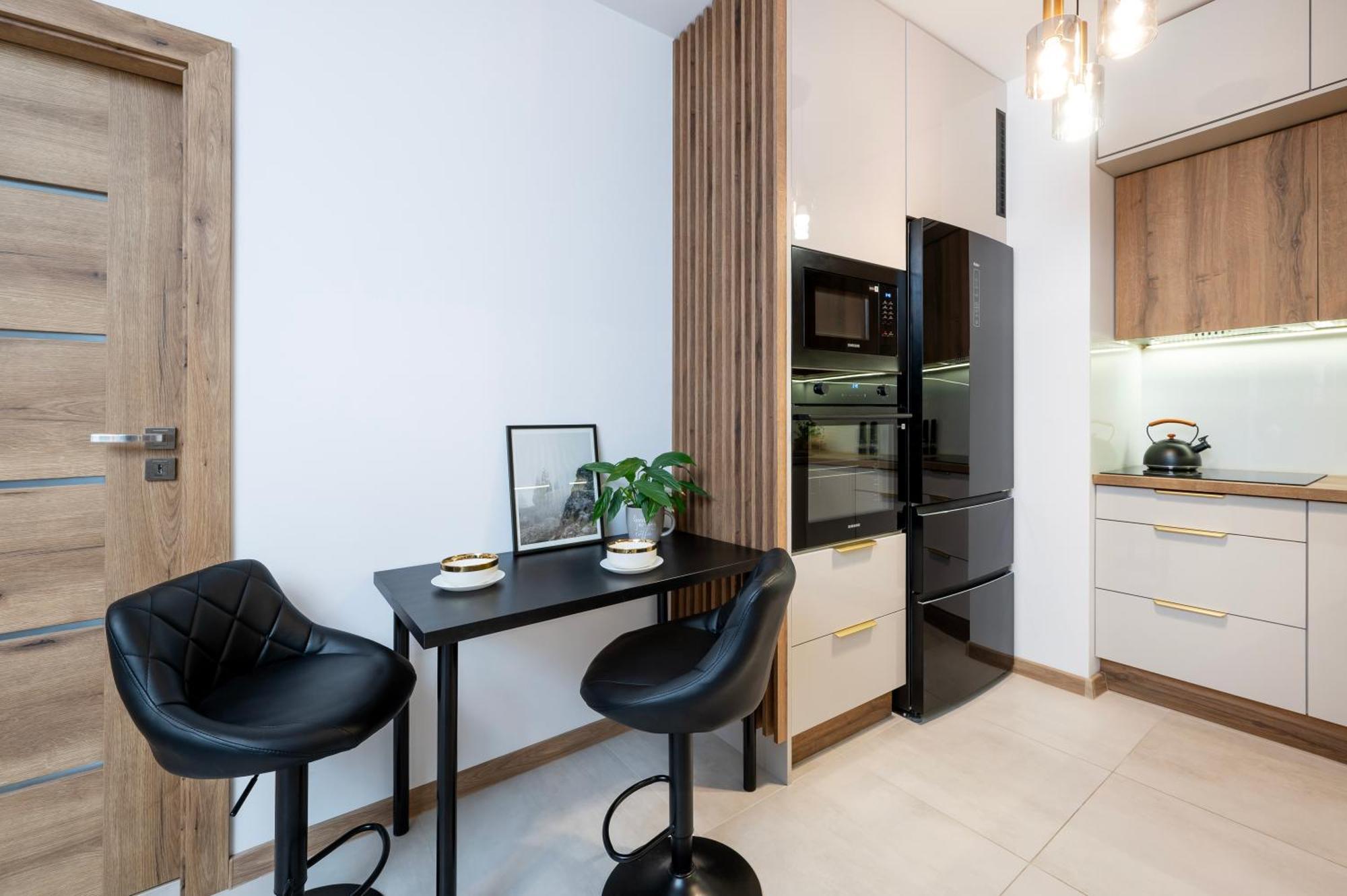 Manufaktura Residence - Apartamenty Prestiz Z Garazem Podziemnym I Dwoma Lazienkami Łódź Esterno foto